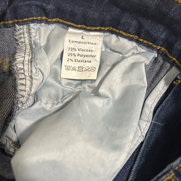 Size L - Picture 3 of 3